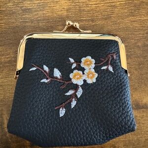 Black Floral Embroidered Coin purse